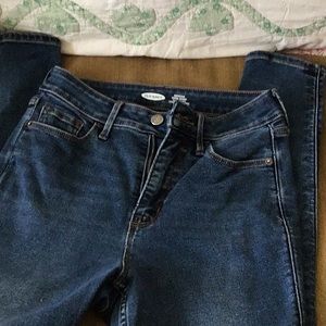 Old Navy Rockstar dark wash skinny jeans